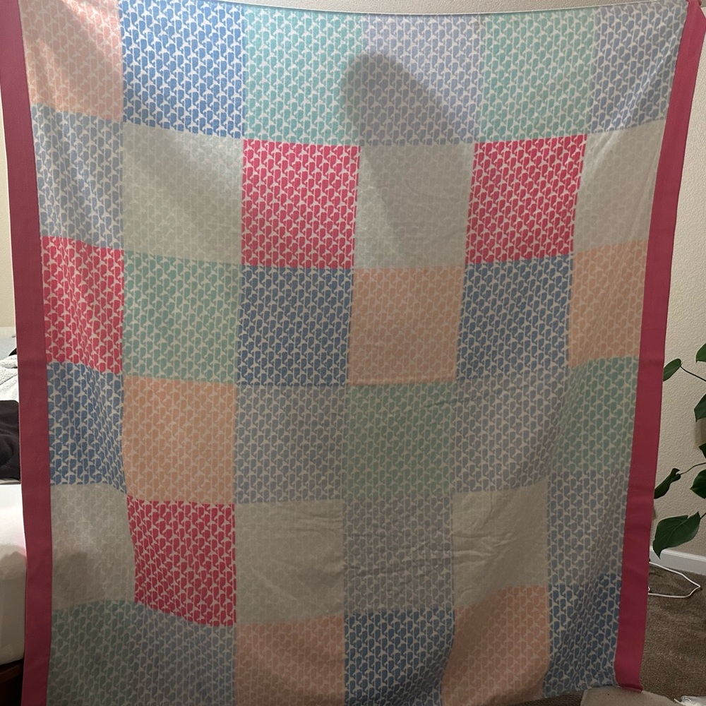 Vineyard Vines Target Collab exerts large beach towel for 2